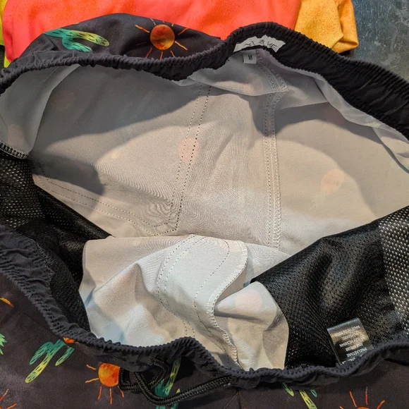 Blue Crown Shorts Swim Volley Men's Black Shorts BNWT - Picture 14 of 15